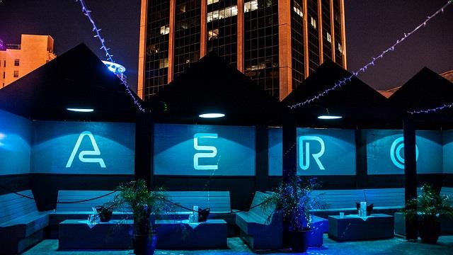 Rooftop Aero Rooftop Bar & Lounge Bar en la azotea en Orlando