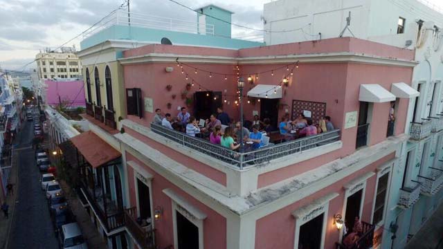 Rooftop bar San Juan AlFresco Rooftop Wine & Tapas en San Juan