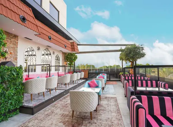 Bar en la azotea Dubai Cloud Lounge & Restaurant en Dubai
