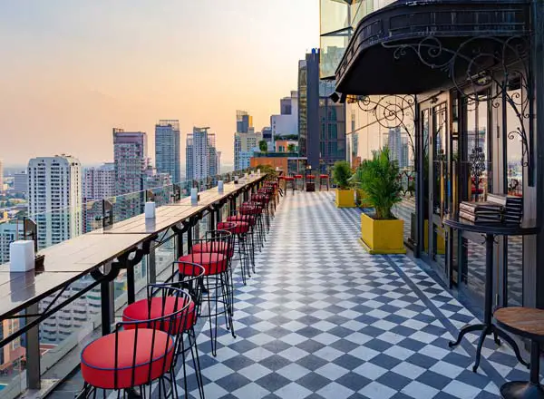 Bar en la azotea Bangkok Mojjo Rooftop Lounge & Bar en Bangkok