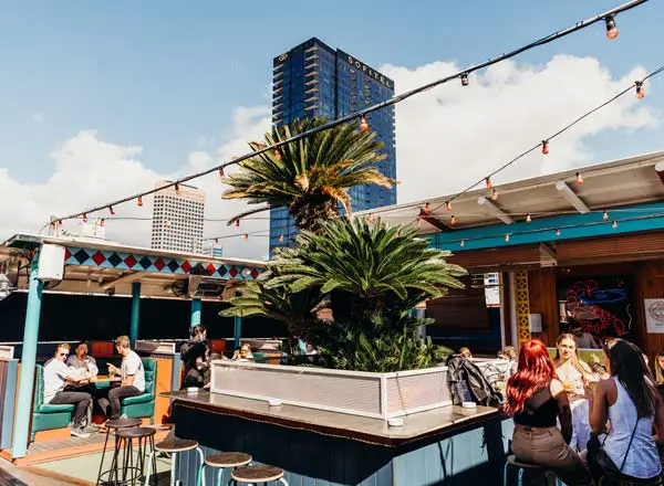 Bar en la azotea Adelaide Rocket Bar & Rooftop en Adelaida