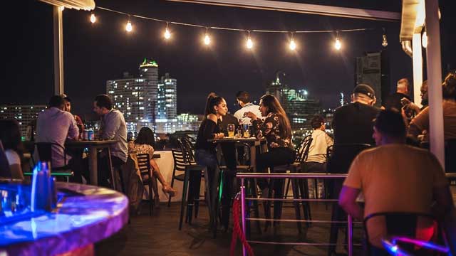 Bar en la azotea Ciudad de Panamá StorX Sky Lounge en Ciudad de Panamá