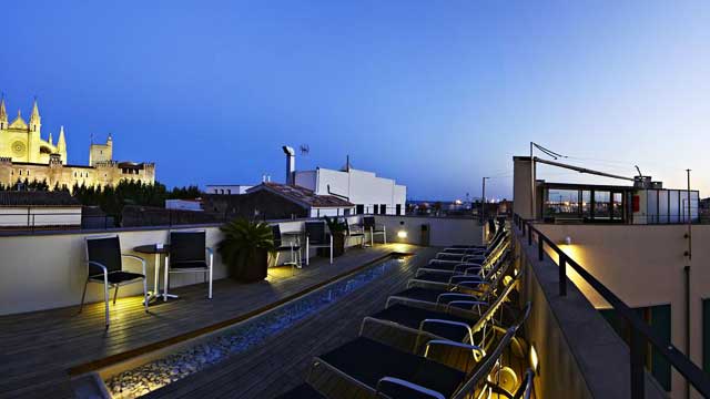 Terraza bar Hotel Tres en Palma