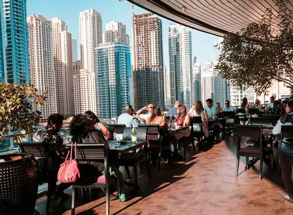 Bar en la azotea Asia Asia en Dubái