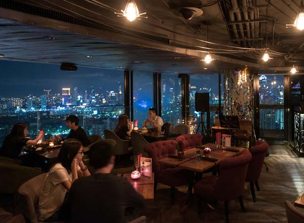 Bar en la azotea Bangkok Heightz en Bangkok