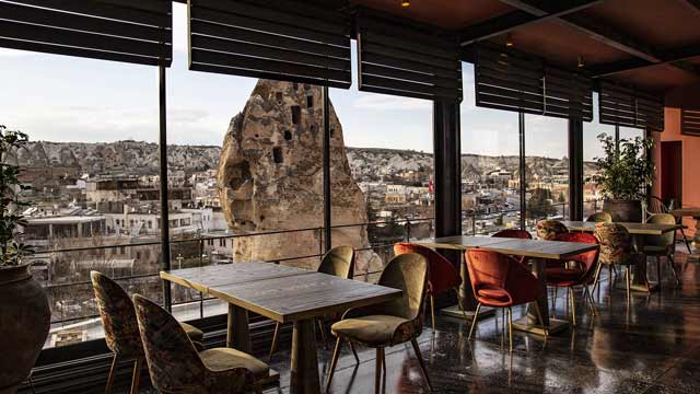 Bar en la azotea Restaurante Haruna en el Hotel Carus Cappadocia en Capadocia