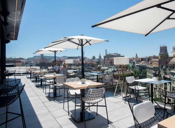 Rooftop bar La Terrazza en el Hotel Negresco Princess de Barcelona
