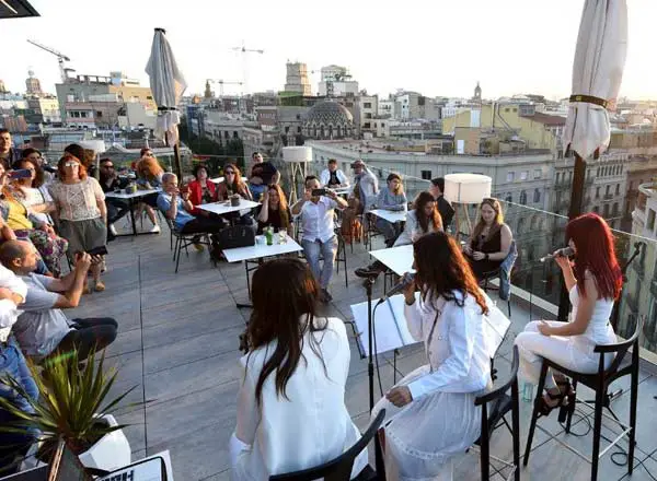 Rooftop bar La Terrazza en el Hotel Negresco Princess de Barcelona