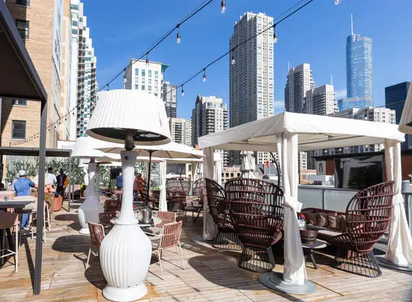 Bar en la azotea I|O Godfrey Rooftop Lounge en Chicago