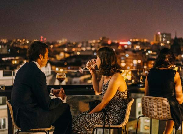 Rooftop bar Encantado de conocerte en Dear Hotel Madrid en Madrid