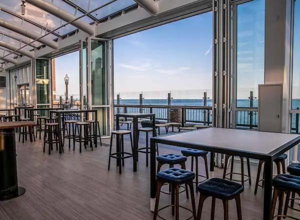 Bar en la azotea Offshore Rooftop and Bar en Chicago