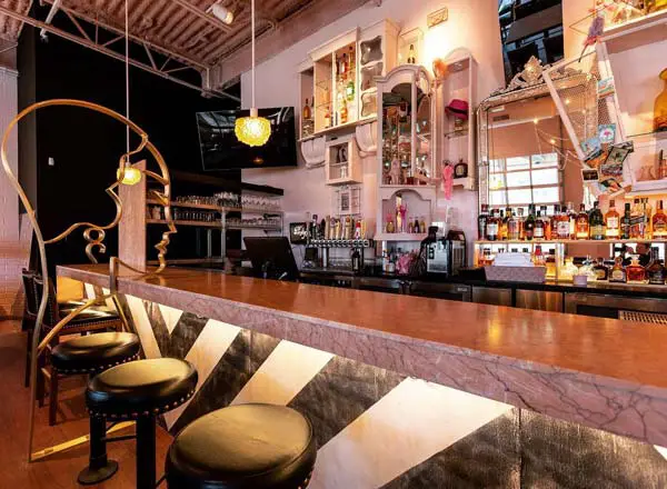 Bar en la azotea Pinky's Rooftop en Detroit