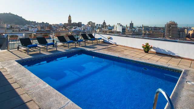Rooftop bar Salles Hotel Málaga Centro en Málaga