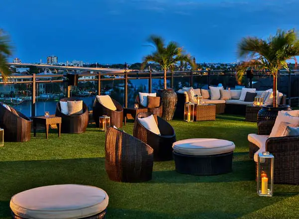 Rooftop bar 360° Rooftop en Hotel Zamora en Tampa Bay