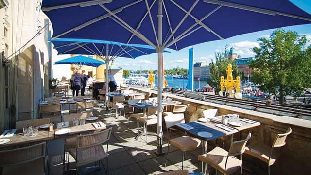 Bar en la azotea Dramaten Terrace en Estocolmo