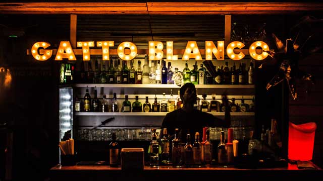 Bar en la azotea Gatto Blanco en Ciudad de Panamá