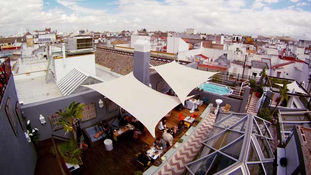 Rooftop bar Azotea en Casa Romana Hotel Boutique en Sevilla