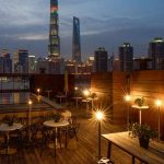 Bar en la azotea The Roof en el Hotel Waterhouse en Shanghái