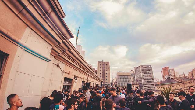 Bar en la azotea Air Rooftop en Sao Paulo