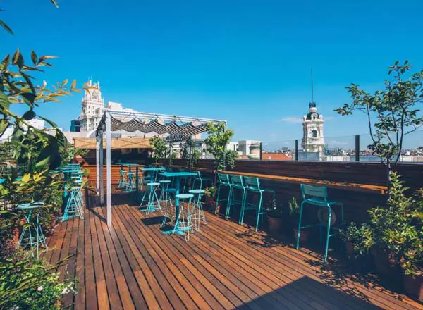 Rooftop bar Ático en el Hotel de las Letras de Madrid