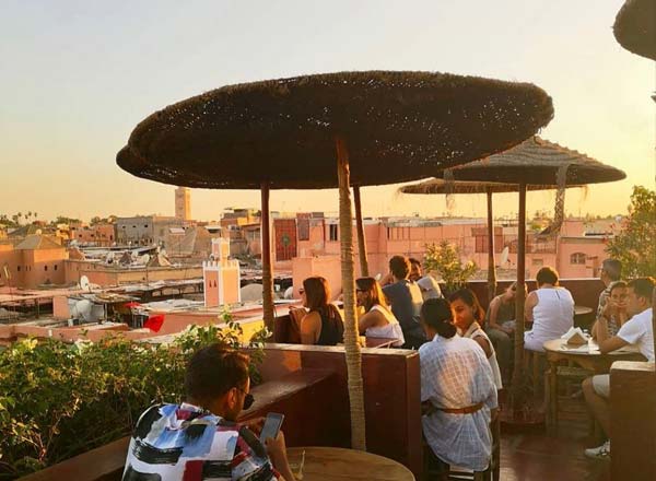 Bar en la azotea Café Des Épices en Marrakech