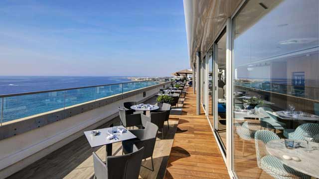 Rooftop bar Calade Rooftop Restaurant at Radisson Blu in Nice