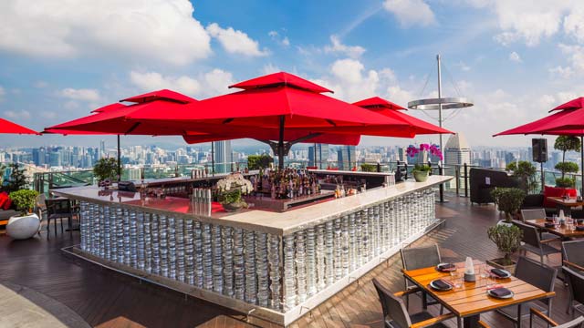 Bar en la azotea CÉ LA VI en Marina Bay Sands en Singapur
