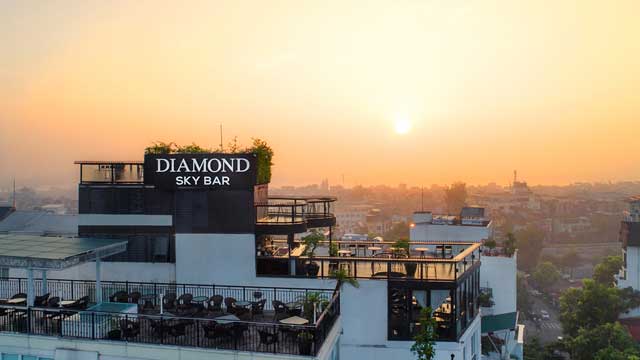 Bar en la azotea Diamond Sky Bar en Hanoi