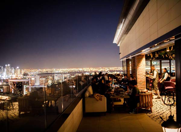 Bar en la azotea Eve Penthouse and Lounge en Dubái
