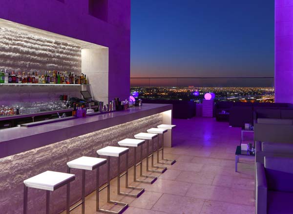 Bar en la azotea Infinity Rooftop Lounge en Doha