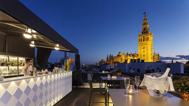 Rooftop bar La Giralda en Eurostars Sevilla Boutique en Sevilla