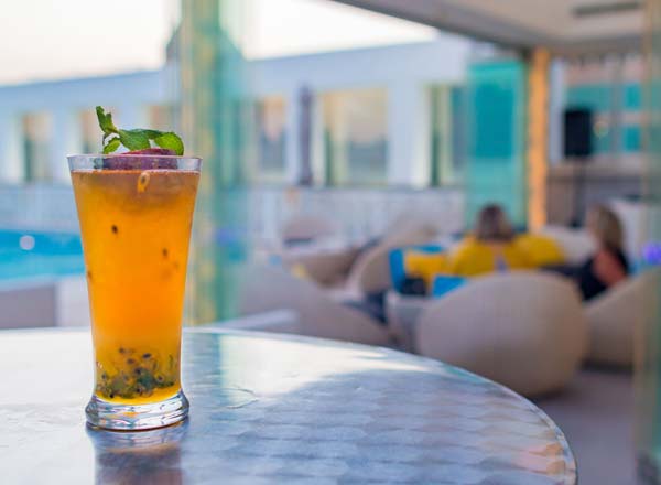 Bar en la azotea Level Lounge en Abu Dhabi