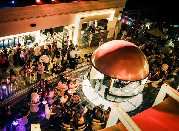 Bar en la azotea Mercury Lounge en Dubái