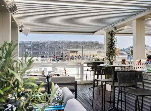 Bar en la azotea Molitor's Rooftop en París