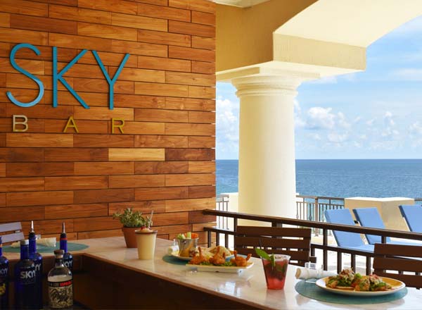 Bar en la azotea SKY Bar en The Atlantic Hotel and Spa en Fort Lauderdale