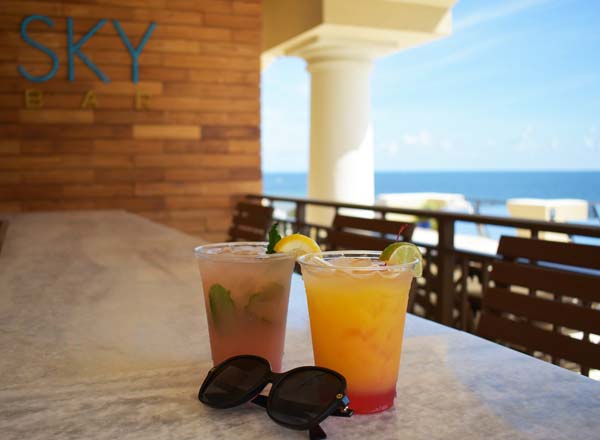Bar en la azotea SKY Bar en The Atlantic Hotel and Spa en Fort Lauderdale