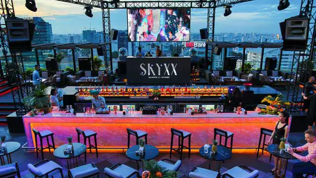 Bar en la azotea SKYXX Garden and Lounge en Ho Chi Minh
