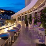 Bar en la azotea Galaxy Restaurant and Bar en Hilton Athens en Atenas