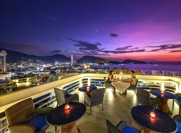 Bar en la azotea Andaman Sky Lounge en Phuket
