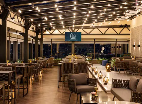 Bar en la azotea Ozone Skybar and Lounge en Sofía