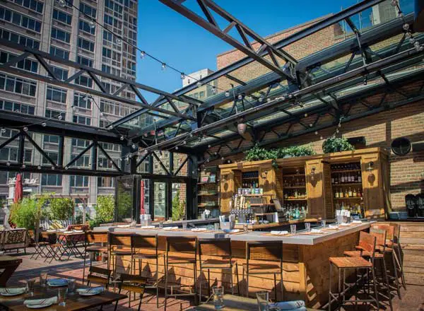 Bar en la azotea Refinery Rooftop en Nueva York