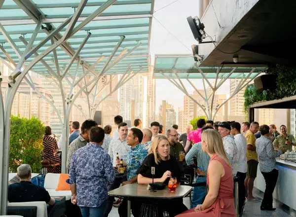 Bar en la azotea Sixteen Antlers Rooftop Bar en Brisbane