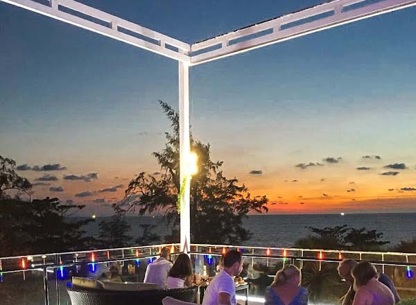 Bar en la azotea Starz Rooftop Bar en Phuket