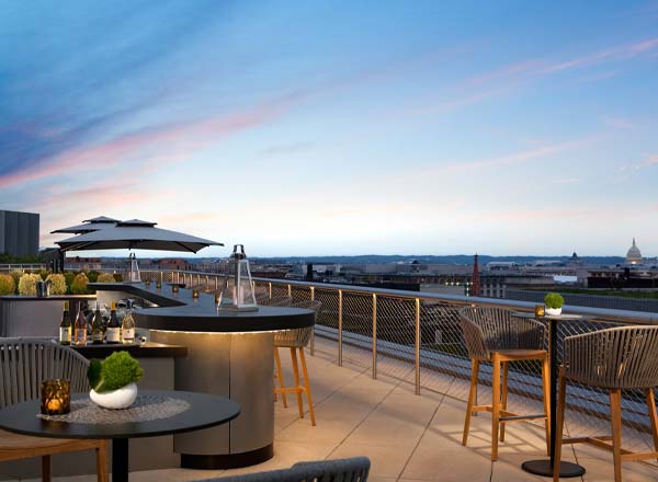 Bar en la azotea Summit the Rooftop at Conrad en Washington DC