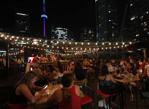 Bar en la azotea The Porch en Toronto