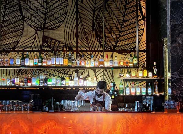 bar en la azotea veintitrés en Dubai